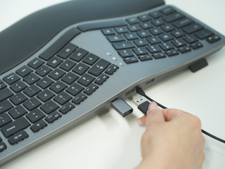 Macally Ergonomic Backlit Keyboard with USB Hub
