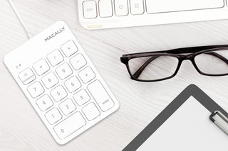 Compact Macally USB Number Pad - 18 Keys, Perfect for Laptop Data Entry