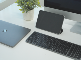 Macally Compact Bluetooth Keyboard and Mouse Combo (Black)