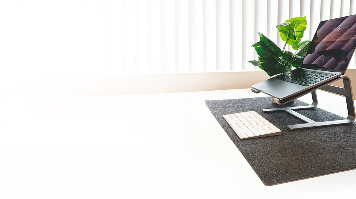Macally Computer Stand MacBook Laptop Stand / Vertical Laptop Holder Collection – Macally
